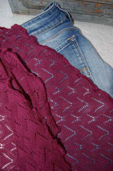 Invero Dreiecktuch Susi zyklam, Farben , Struktur, Muster zu Jeans